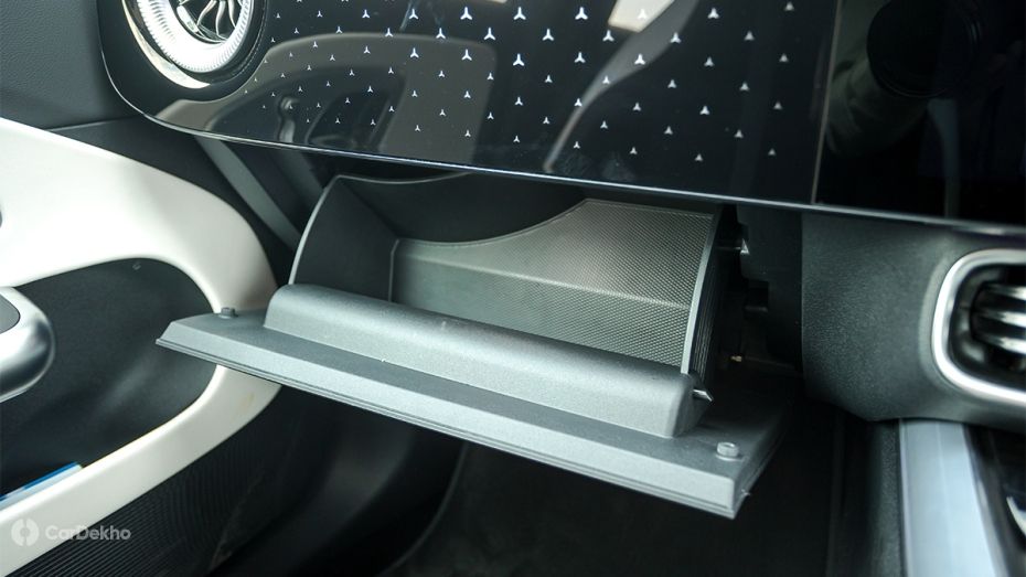 Mercedes-Benz CLA Electric Glovebox