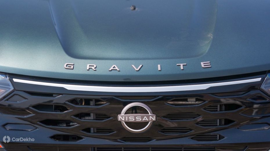 Nissan Gravite Bonnet Badging Nissan Gravite Bonnet Badging