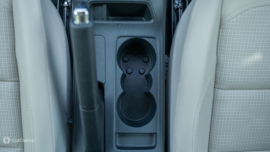 2026 Skoda Kushaq Facelift bottle holder 2026 Skoda Kushaq Facelift bottle holder