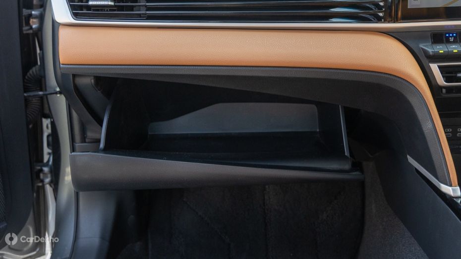 Toyota Camry Glovebox