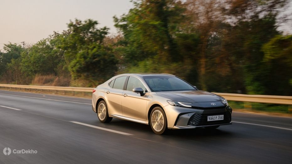 Toyota Camry Rolling