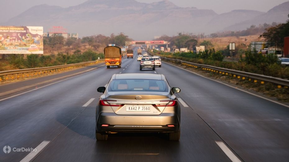 Toyota Camry Rolling