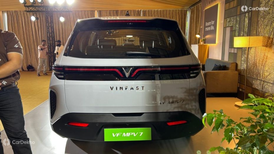 VinFast VF MPV 7 Rear