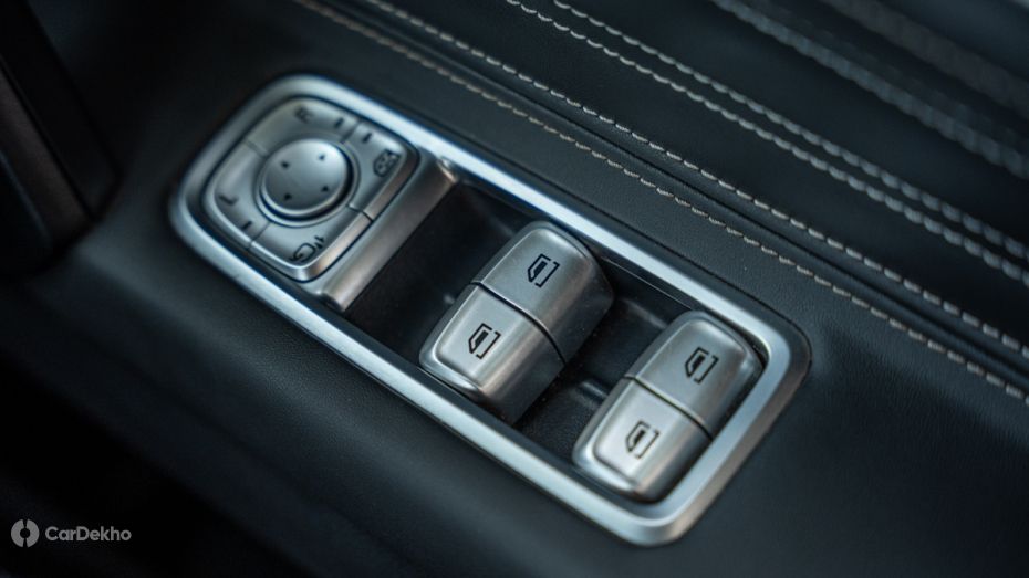 MG Majestor door mounted controls