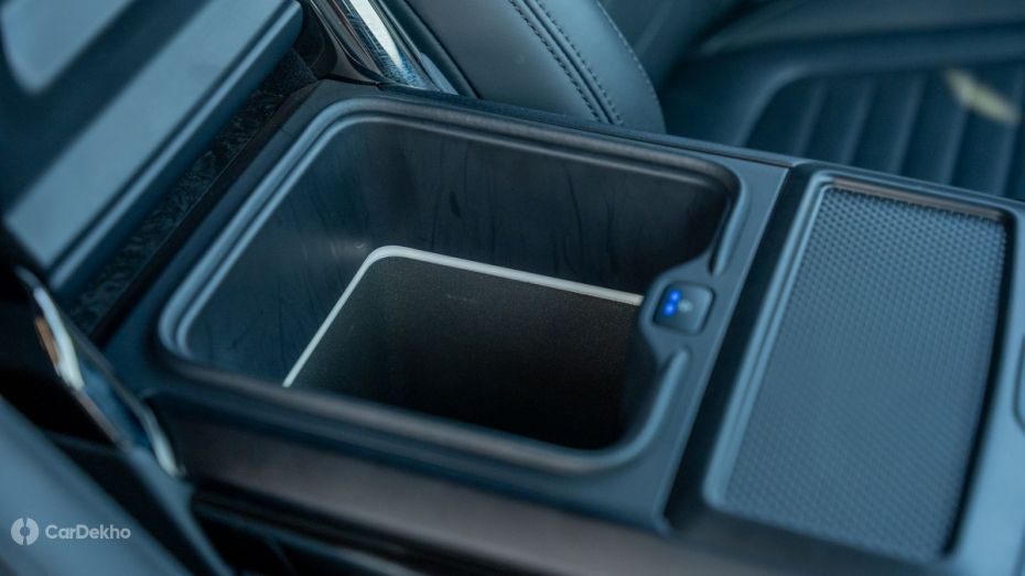 Range Rover Sport SV Storage