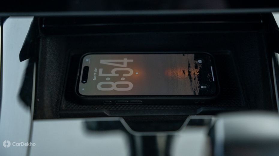 Range Rover Sport SV Wireless Charger