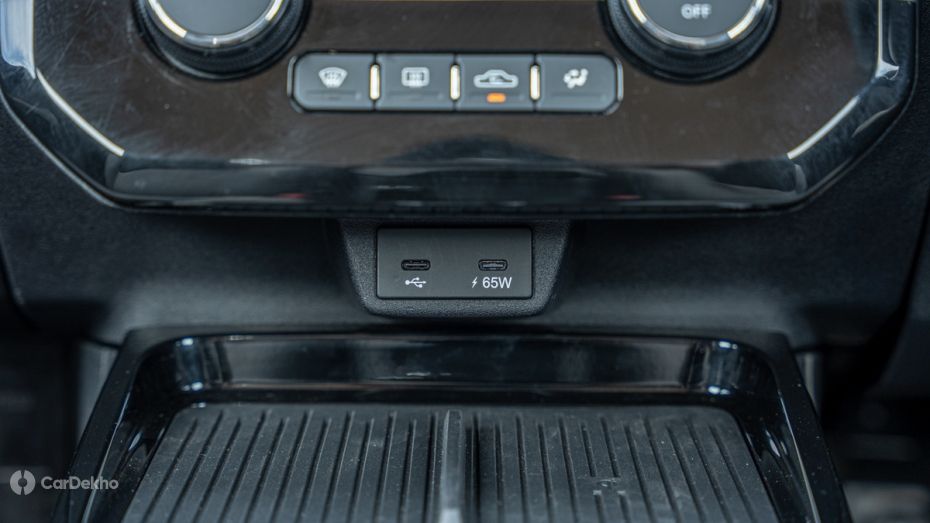 Tata Tiago USB Type-C Charging Port Tata Tiago USB Type-C Charging Port