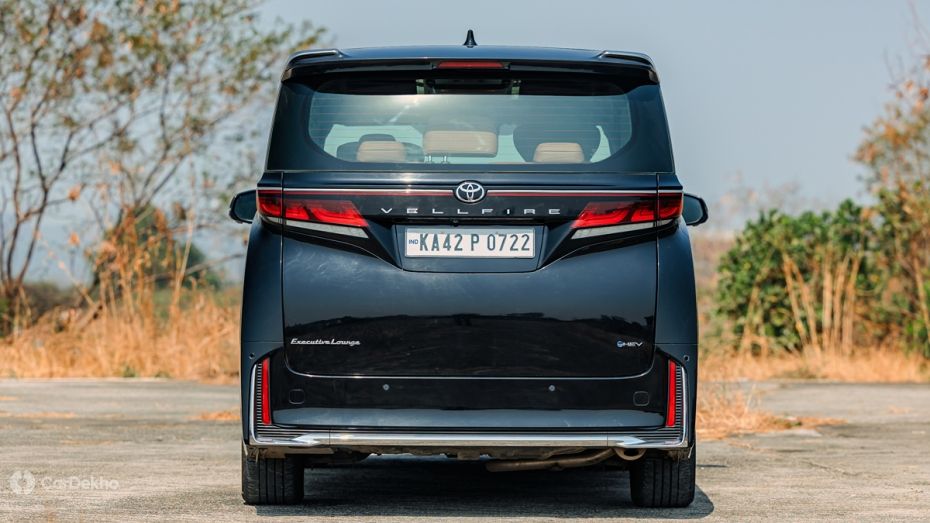 Toyota Vellfire Rear Toyota Vellfire Rear