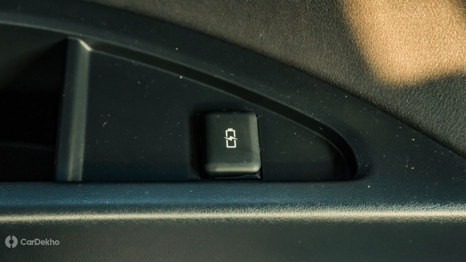 Toyota Vellfire Charging Ports Toyota Vellfire Charging Ports