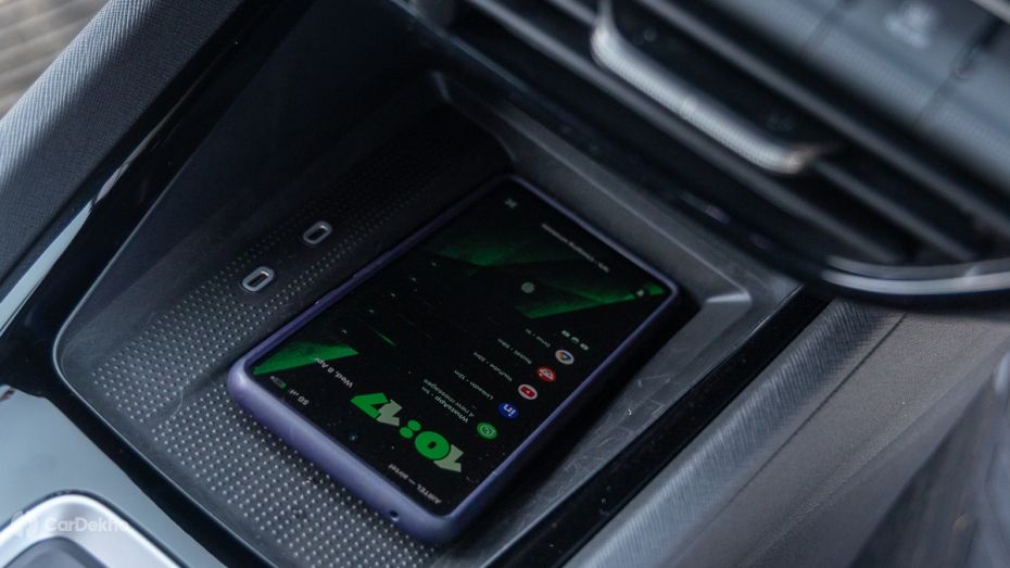 Skoda Octavia RS Wireless Charger Skoda Octavia RS Wireless Charger