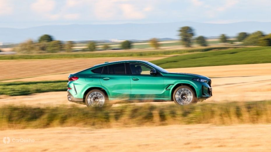 BMW X6 M60i Side Action BMW X6 M60i Side Action