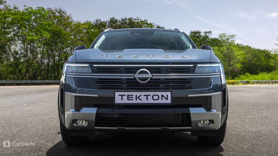 Nissan Tekton front