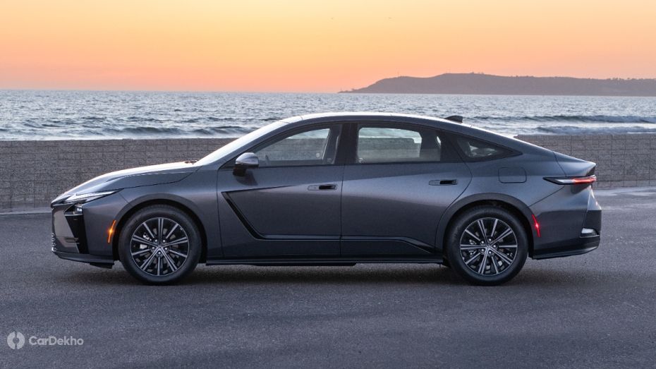 Lexus ES 350h Side Profile Lexus ES 350h Side Profile