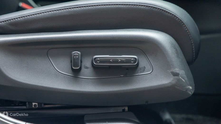 Honda ZR-V Front Seat Comtrols Honda ZR-V Front Seat Comtrols
