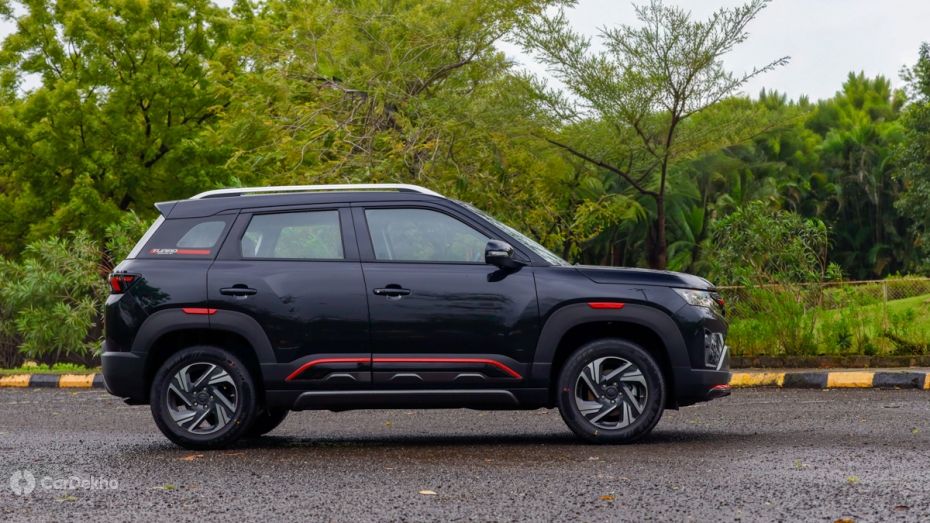 Maruti Brezza Side Profile