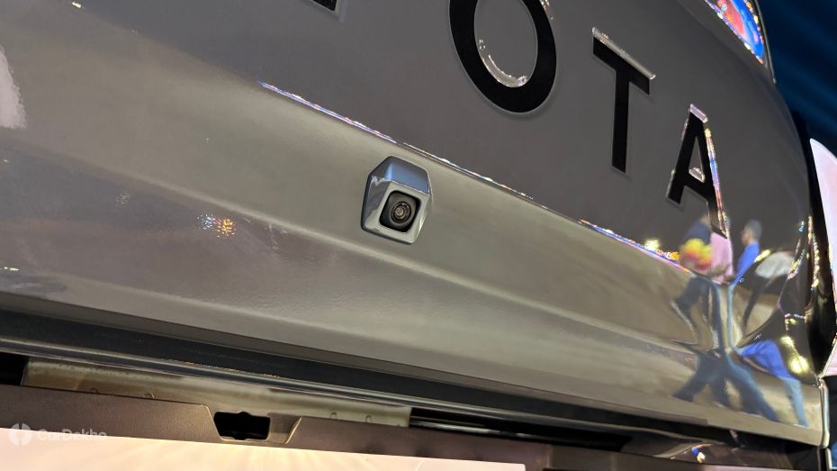 Toyota Hilux Rear Camera