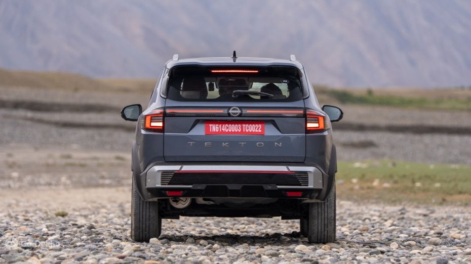 Nissan Tekton Rear
