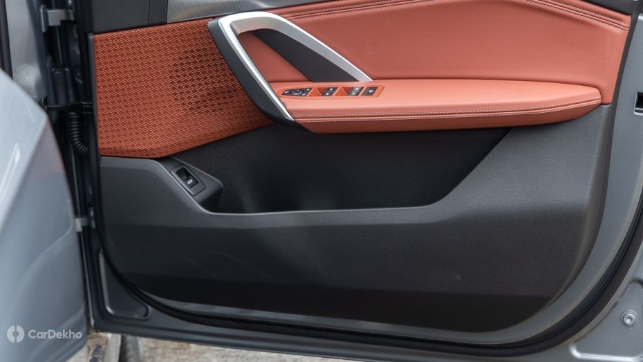 BMW X1 LWB Bottleholder
