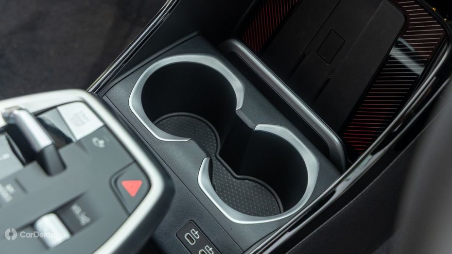 BMW X1 LWB Front Cupholders BMW X1 LWB Front Cupholders