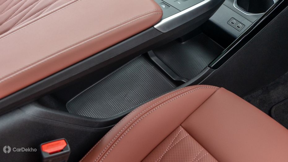 BMW X1 LWB Centre Console Storage BMW X1 LWB Centre Console Storage