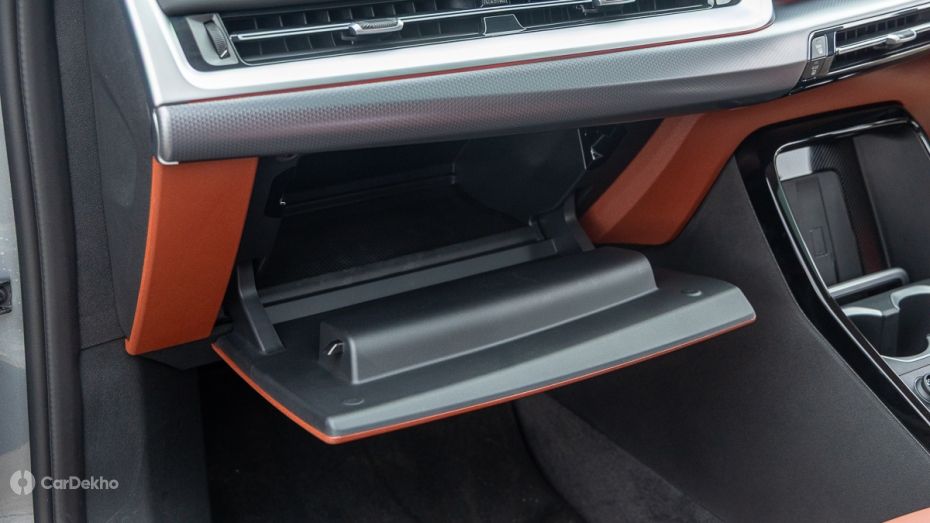 BMW X1 LWB Glovebox BMW X1 LWB Glovebox
