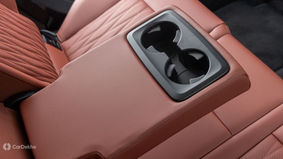 BMW X1 LWB Rear Cupholders BMW X1 LWB Rear Cupholders