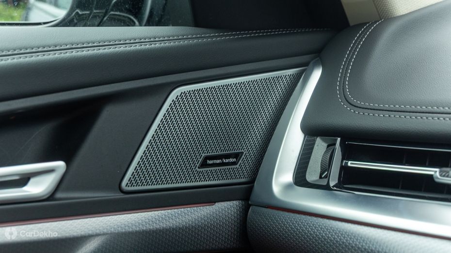 BMW X1 LWB Sound System BMW X1 LWB Sound System