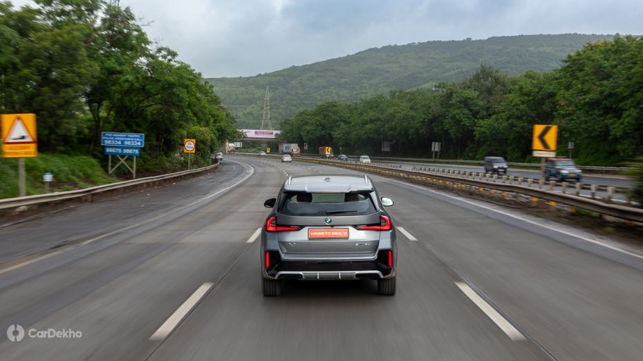 BMW X1 LWB Rolling