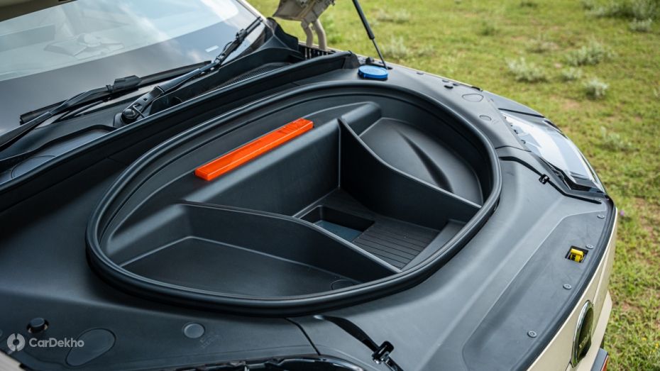 Volvo EX90 Frunk Storage