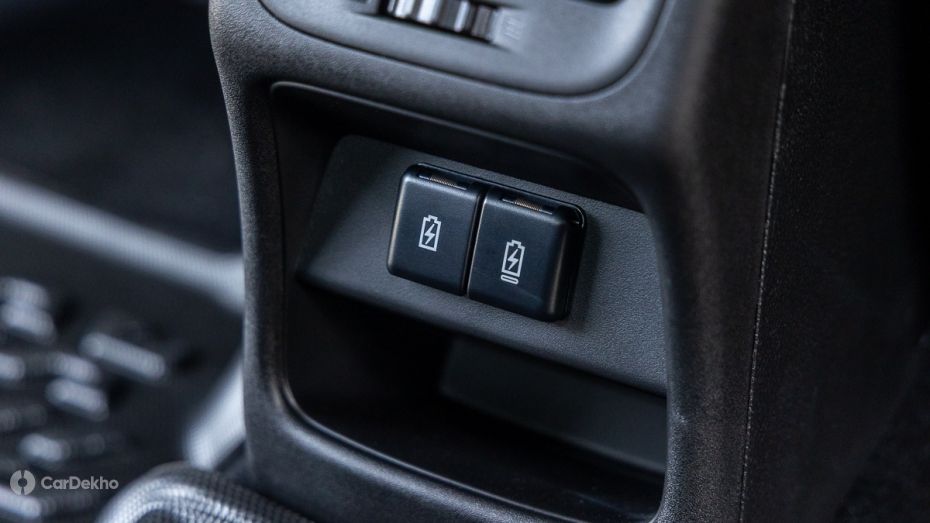 Maruti Baleno USB Charging Ports