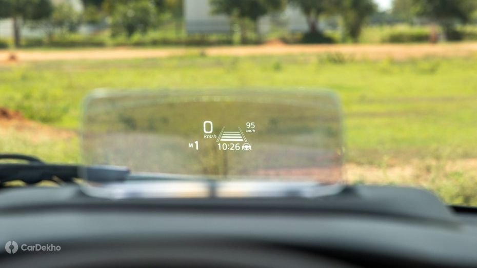 Maruti Baleno Head-up Display