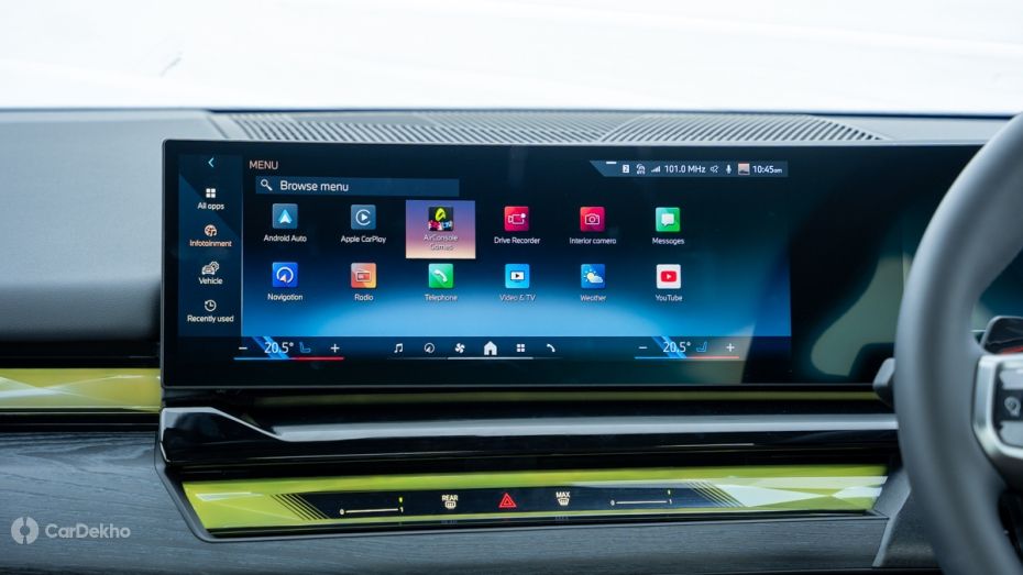 BMW i5 LWB Touchscreen