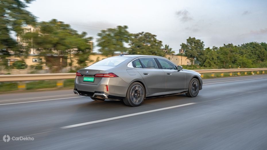 BMW i5 LWB Rolling