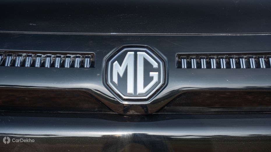 MG Hector Tomahawk EV Front Logo