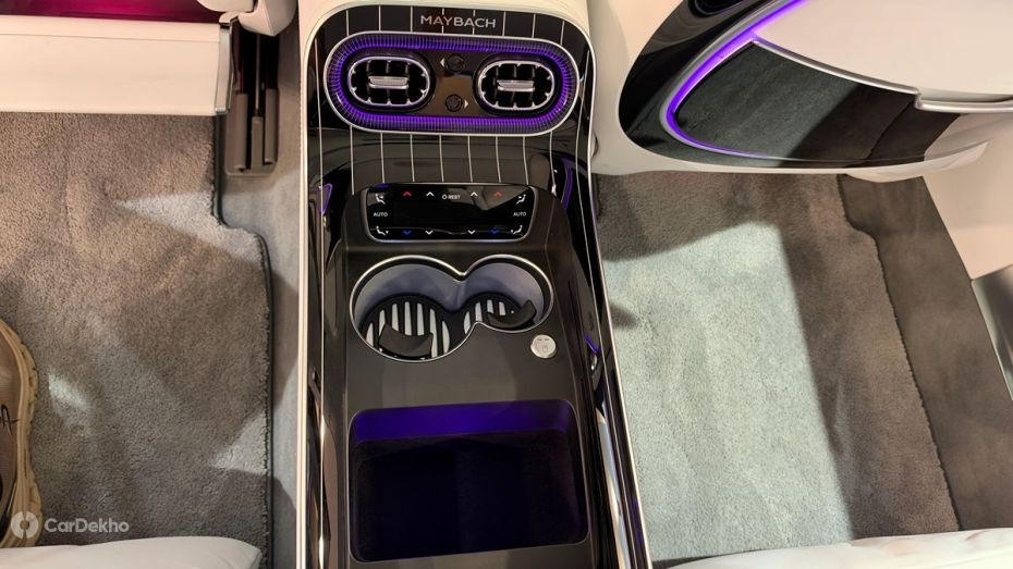 2026 Mercedes-Maybach S-Class Rear Center Console
