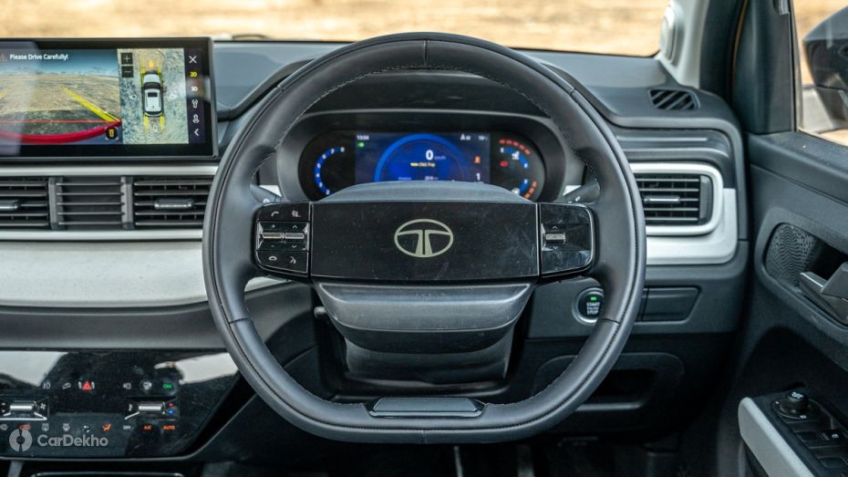 Tata Punch Facelift steering wheel
