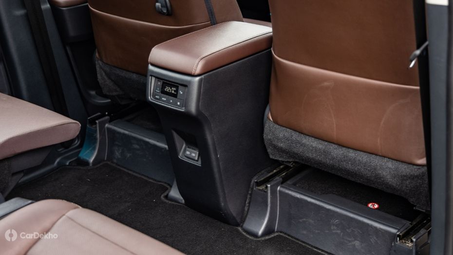 Toyota Hycross seat back pockets