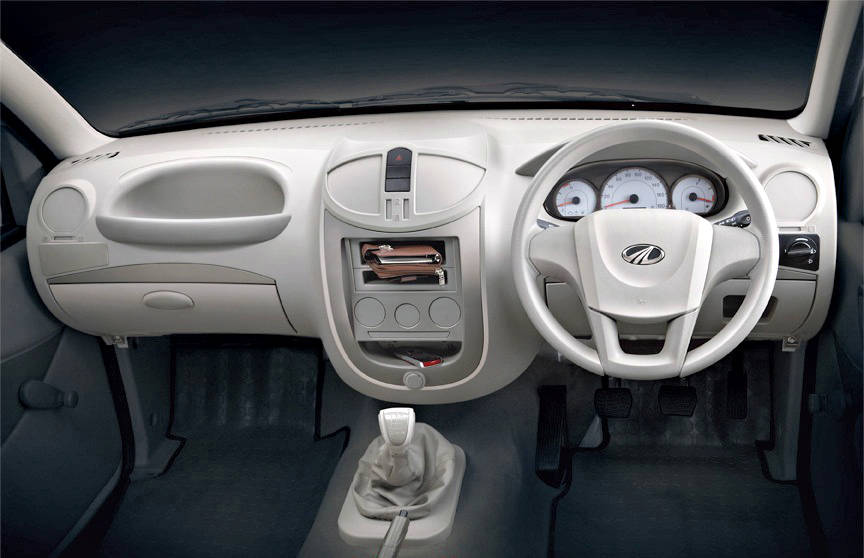 Mahindra Genio - Interior