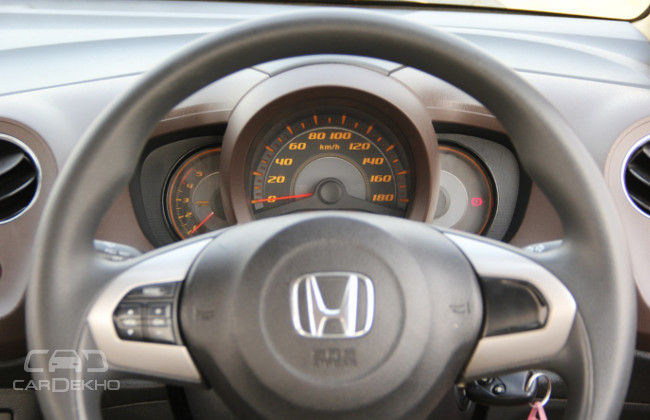 Driver focused console; easy to fathom Driver focused console; easy to fathom