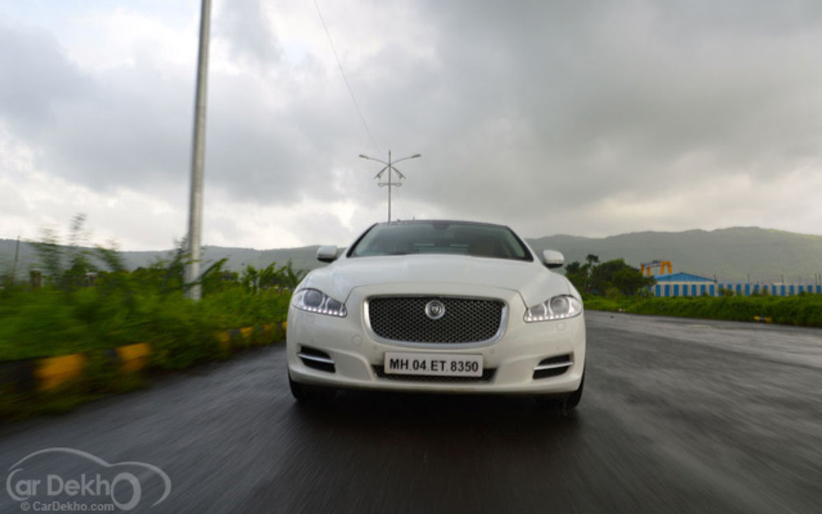 Jaguar XJ