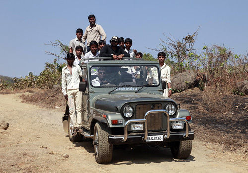 Mahindra Mahindra