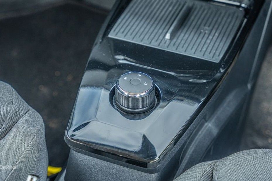 Tata Tiago rotary AMT gear selector knob with R, N, D markings on console